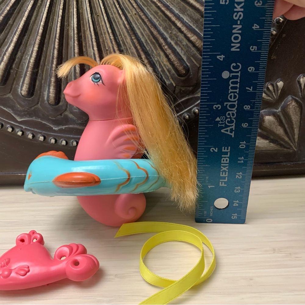 Vintage My little Pony Baby Sea Pony Backstroke with float - Picture 4 of 10